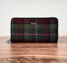 Load image into Gallery viewer, Irish tweed wallet~ woven within Killarney National Park